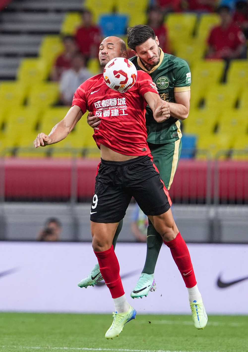 加图索：哈兰德在上半场几乎碰不到球；我们会承担责任（加图索：哈兰德上半场几乎未触球，我们会承担责任）