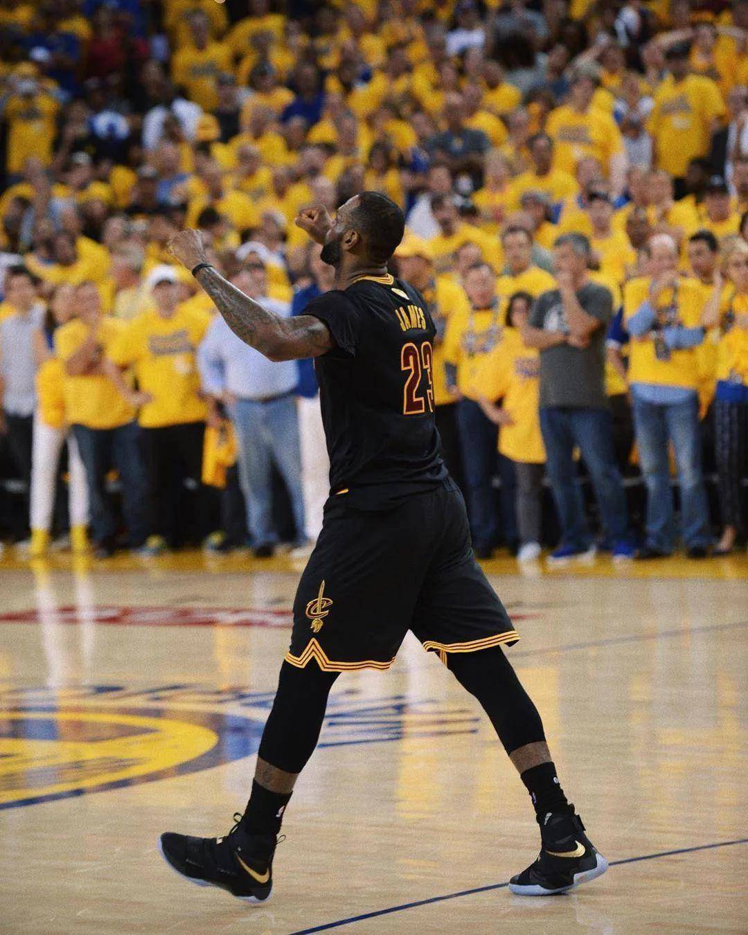 于帕梅卡诺：孔帕尼非常出色，我欠他很多；事情还没有结束（于帕梅卡诺：孔帕尼表现卓越，我欠他不少；一切尚未落幕）