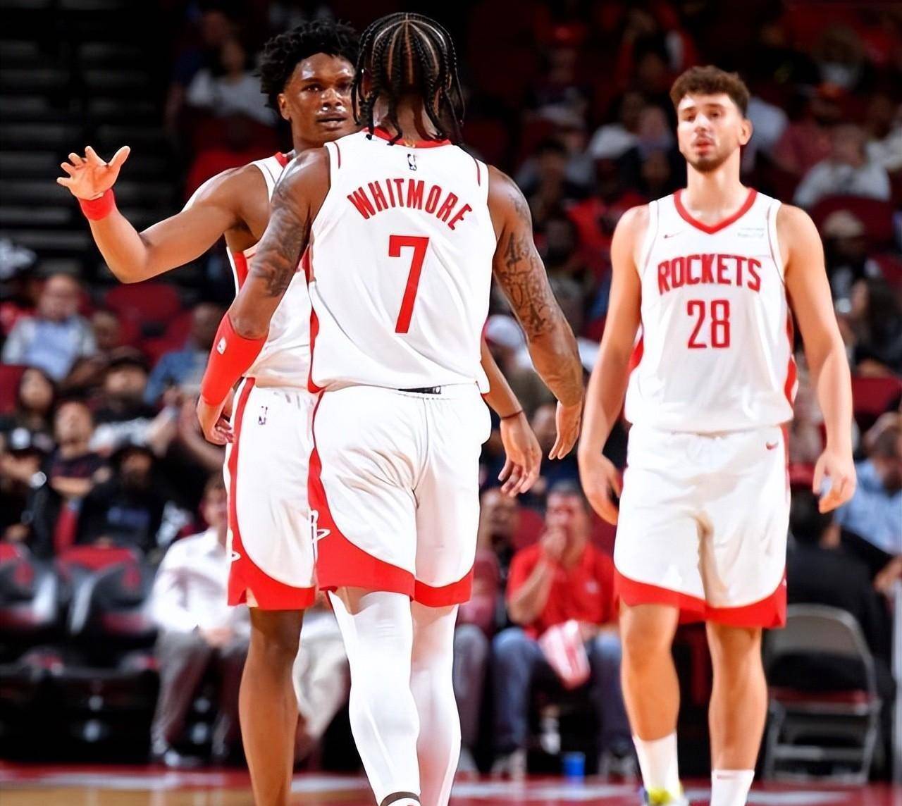 独行侠vs快船伤病报告：浓眉轮休，伦纳德预计可以出战（独行侠对阵快船伤情更新：浓眉休战，伦纳德预计出场）