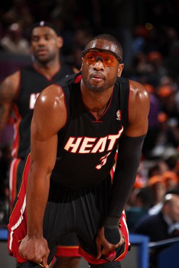 东体：足协要求所有女足国脚踢完全运会后立刻赶往国家队报到（东体：足协规定所有女足国脚全运会结束后立即前往国家队集合）