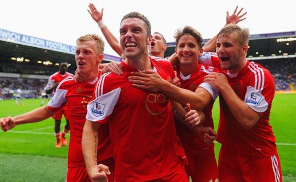 芒特：中场DNA已刻入灵魂！踢10号位？防守必须拉满（芒特：中场基因刻在骨子里，踢10号也得把防守拉满）