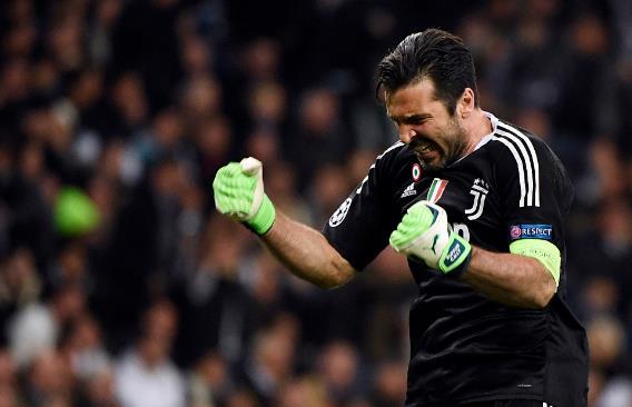 这助攻堪比视觉盛宴（这记助攻如同一场华丽表演）