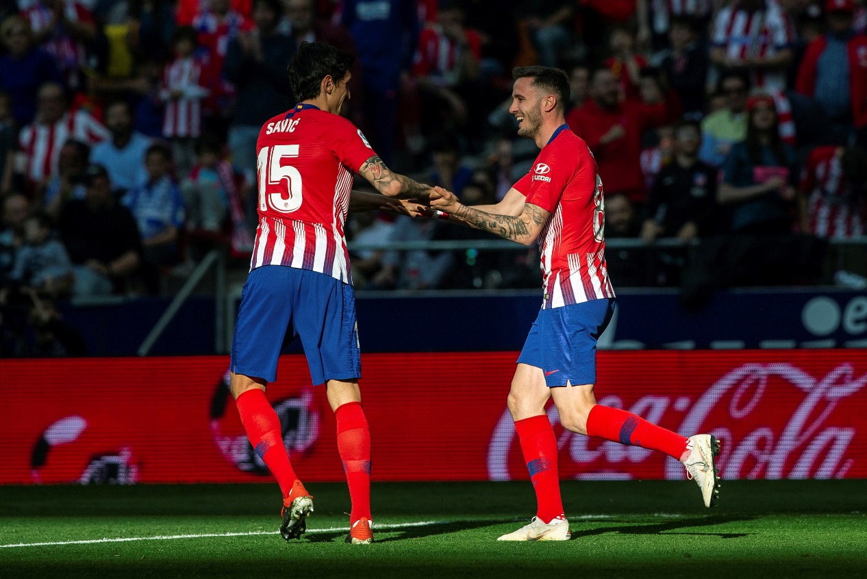 皇家奥维耶多vs马略卡：龙东、卡索拉首发，塞尔希-达德尔、韦达特-穆里奇出战（皇家奥维耶多战马略卡：龙东、卡索拉首发布阵，塞尔希-达德尔与韦达特-穆里奇同场亮相）